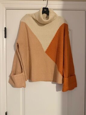Simple Colorblock Turtleneck Sweater in Cream, Peach & Rust Orange